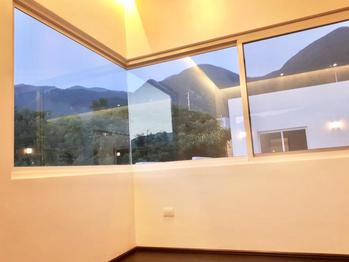 casa-en-venta-en-carretera-nacional-catujanes-monterrey-nl-unaplanta12-37362