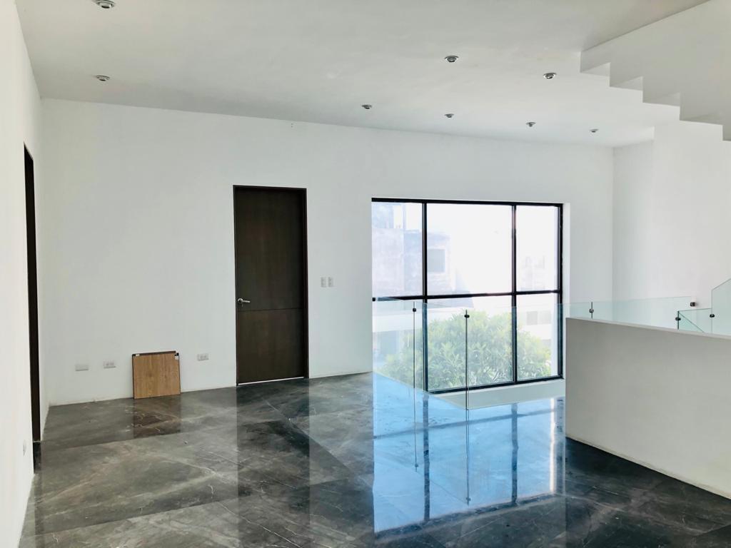 casa-en-venta-en-carretera-nacional-cerezos-residencial-monterrey-nl-alberca15-37395