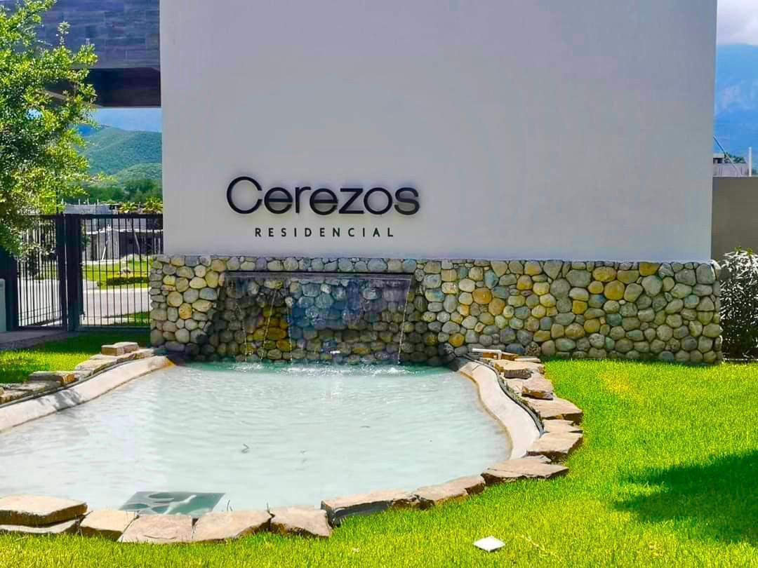 casa-en-venta-en-carretera-nacional-cerezos-residencial-monterrey-nl-alberca34-37395