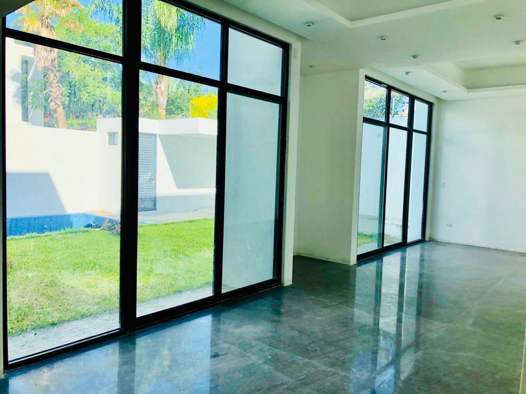 casa-en-venta-en-carretera-nacional-cerezos-residencial-monterrey-nl-alberca4-37395