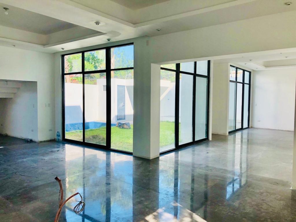 casa-en-venta-en-carretera-nacional-cerezos-residencial-monterrey-nl-alberca8-37395