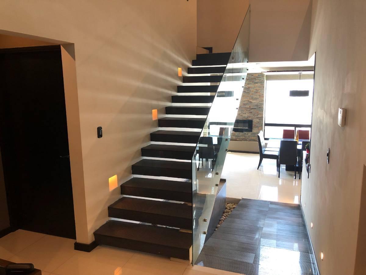 casa-en-venta-en-carretera-nacional-vistalta--monterrey-nlrecamara-en-pb12-37354