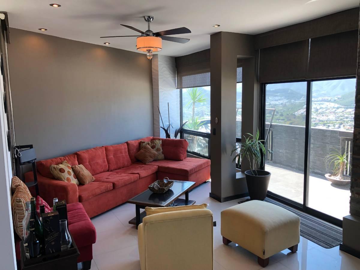 casa-en-venta-en-carretera-nacional-vistalta--monterrey-nlrecamara-en-pb9-37354