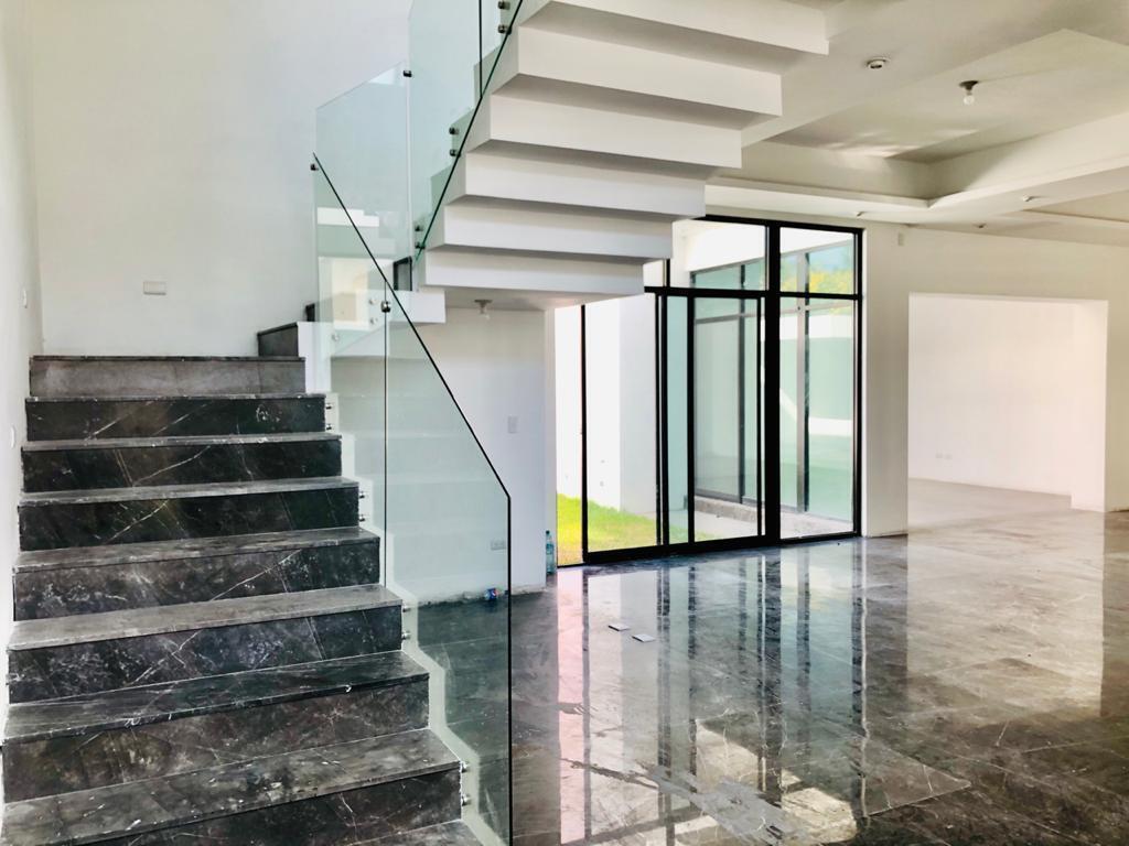 casa-en-venta-en-cerezos-residencial-carretera-nacional-monterrey-nlalberca8-37394