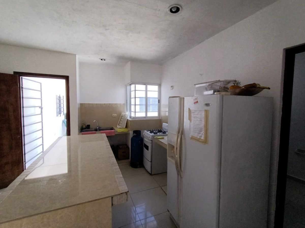 casa-en-venta-en-chicxulub-puerto-con-amplio-terreno32-17409