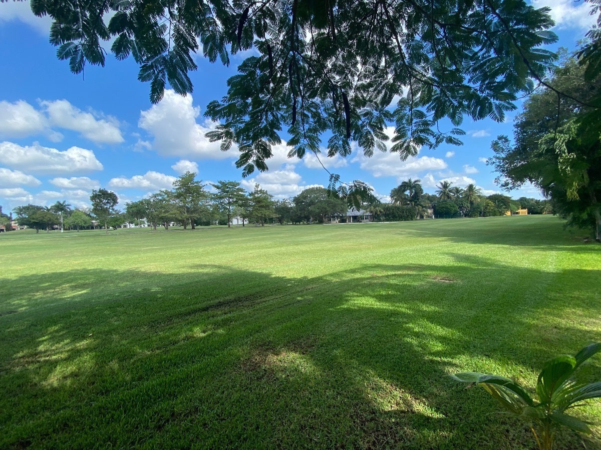 casa-en-venta-en-club-de-golf-la-ceiba4-28656