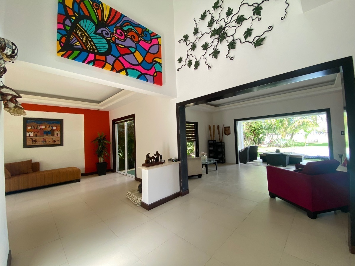 casa-en-venta-en-club-de-golf-la-ceiba8-28656