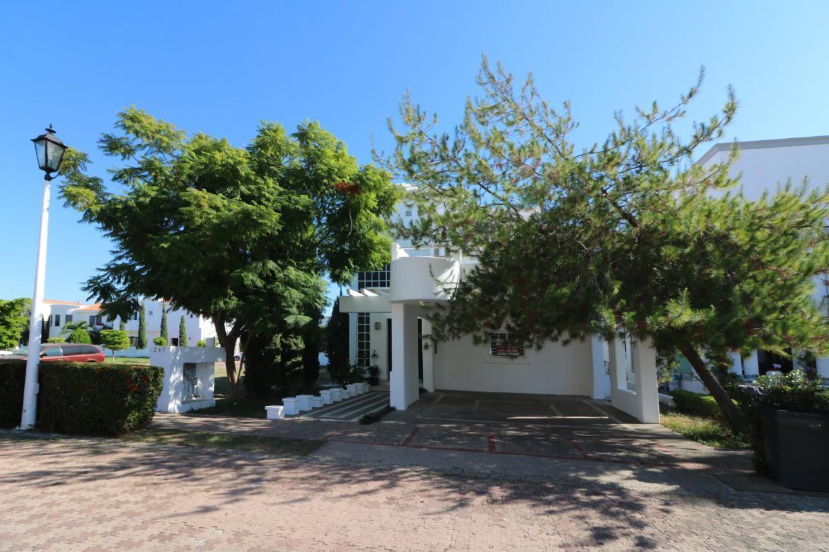 casa-en-venta-en-club-real-residencial3-14889