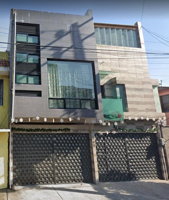 ¡CASA EN VENTA EN COLONIA MOCTEZUMA 2NDA SECCIÓN!