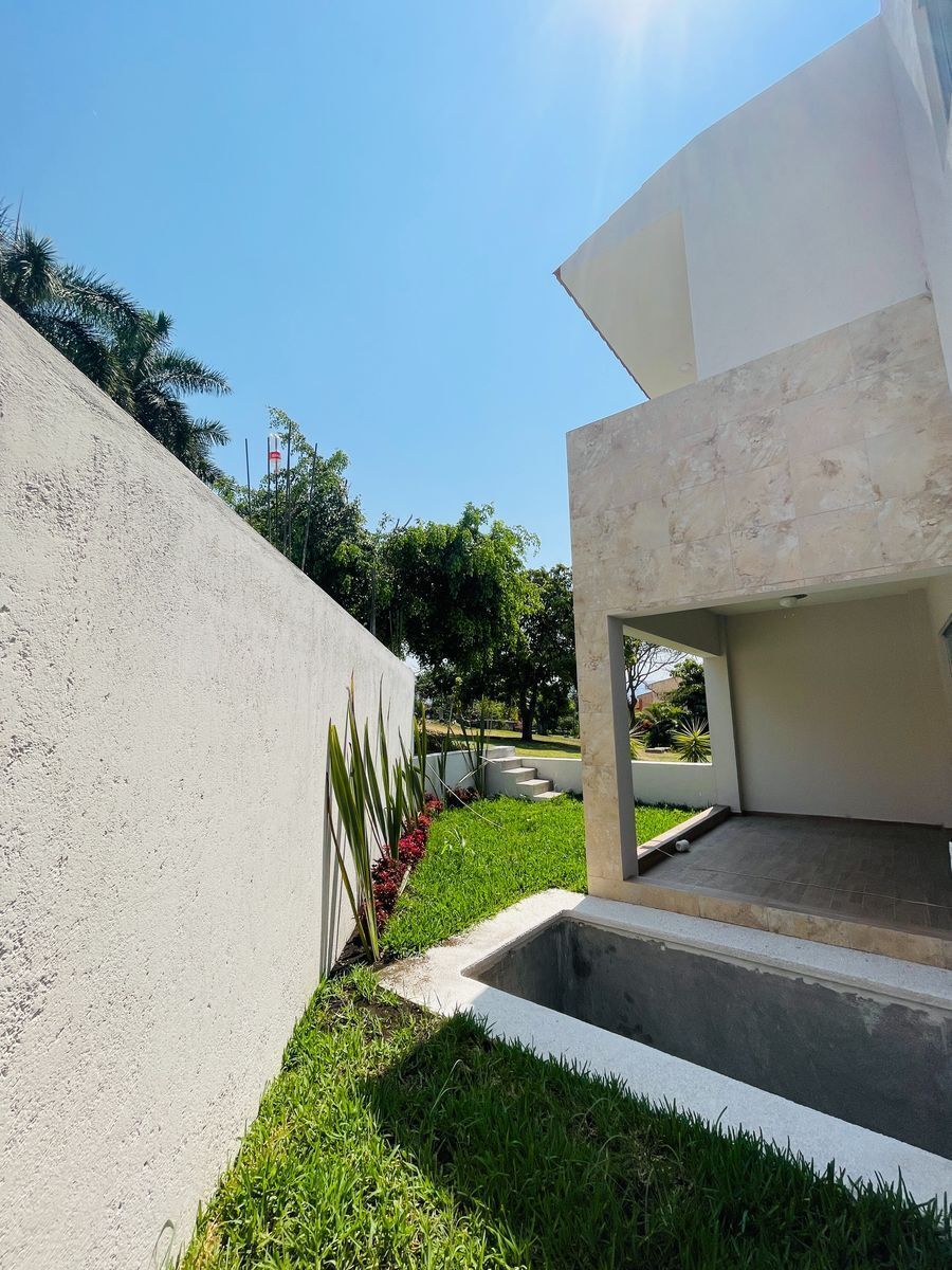 casa-en-venta-en-condominio-alberca-y-jardn-en-burgos-temixco9-36745