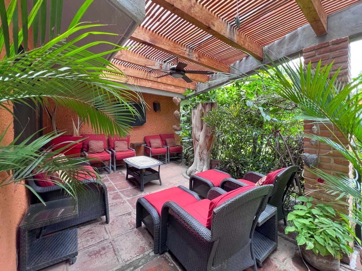 casa-en-venta-en-condominio-en-cuernavaca-rodeado-de-areas-verdes-con-alberca6-31794