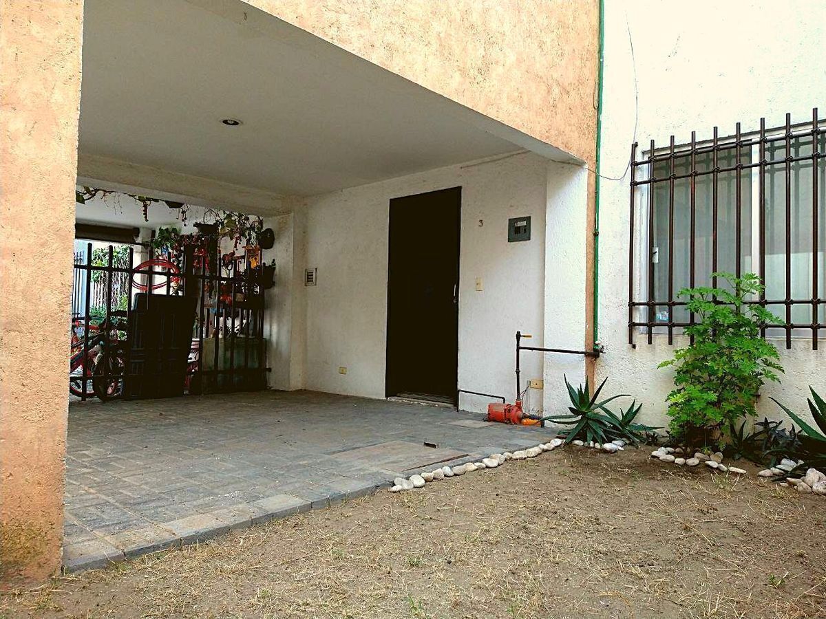 CASA EN VENTA EN CONJUNTO CERRADO CUAUTLANCINGO PUEBLA