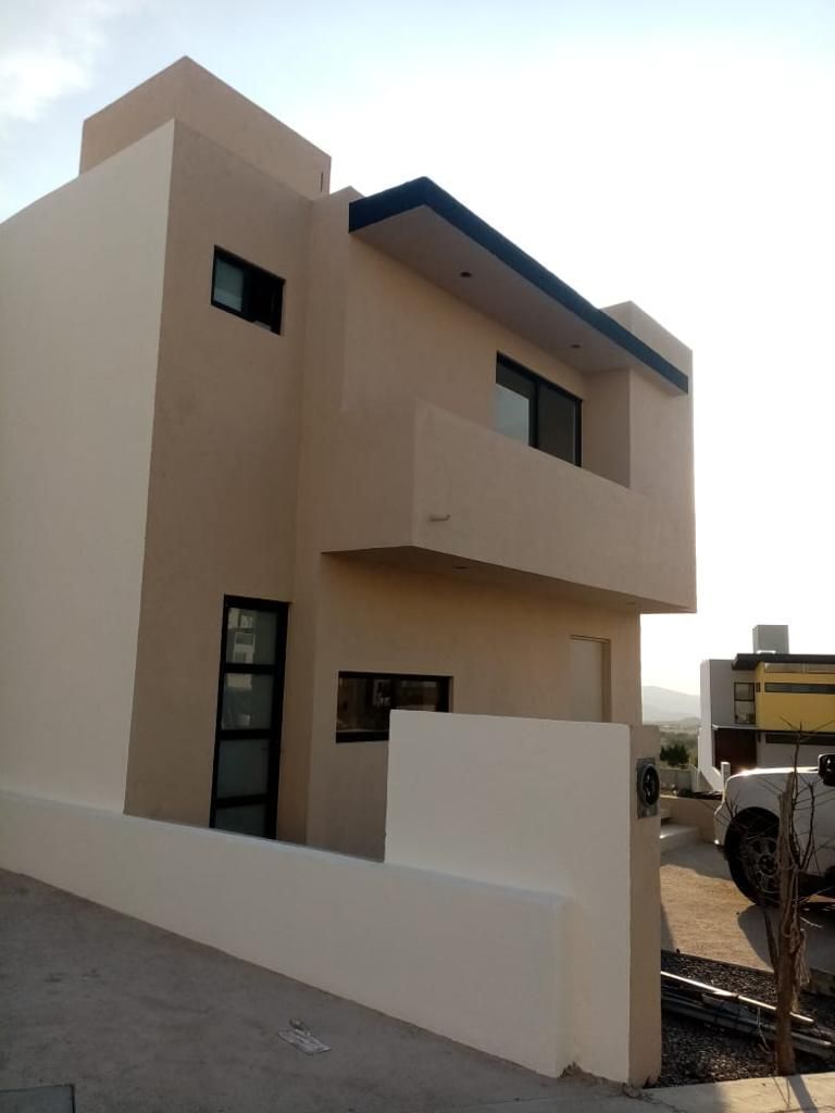 CASA EN VENTA EN EL CONDADO, QUERÉTARO