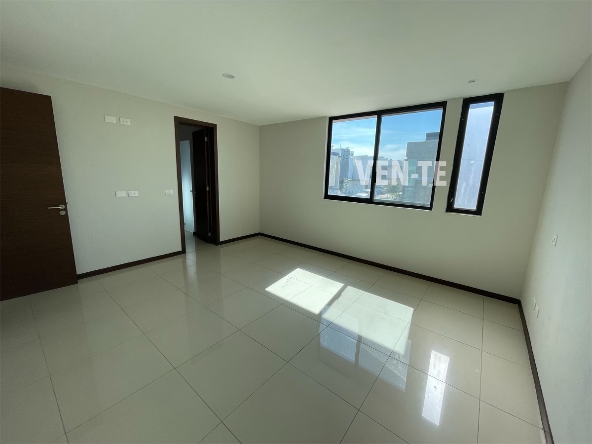 casa-en-venta-en-fraccionamiento-solares-en-zapopan11-34400