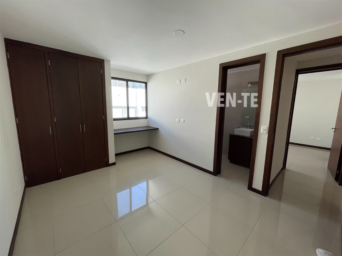 casa-en-venta-en-fraccionamiento-solares-en-zapopan16-34400