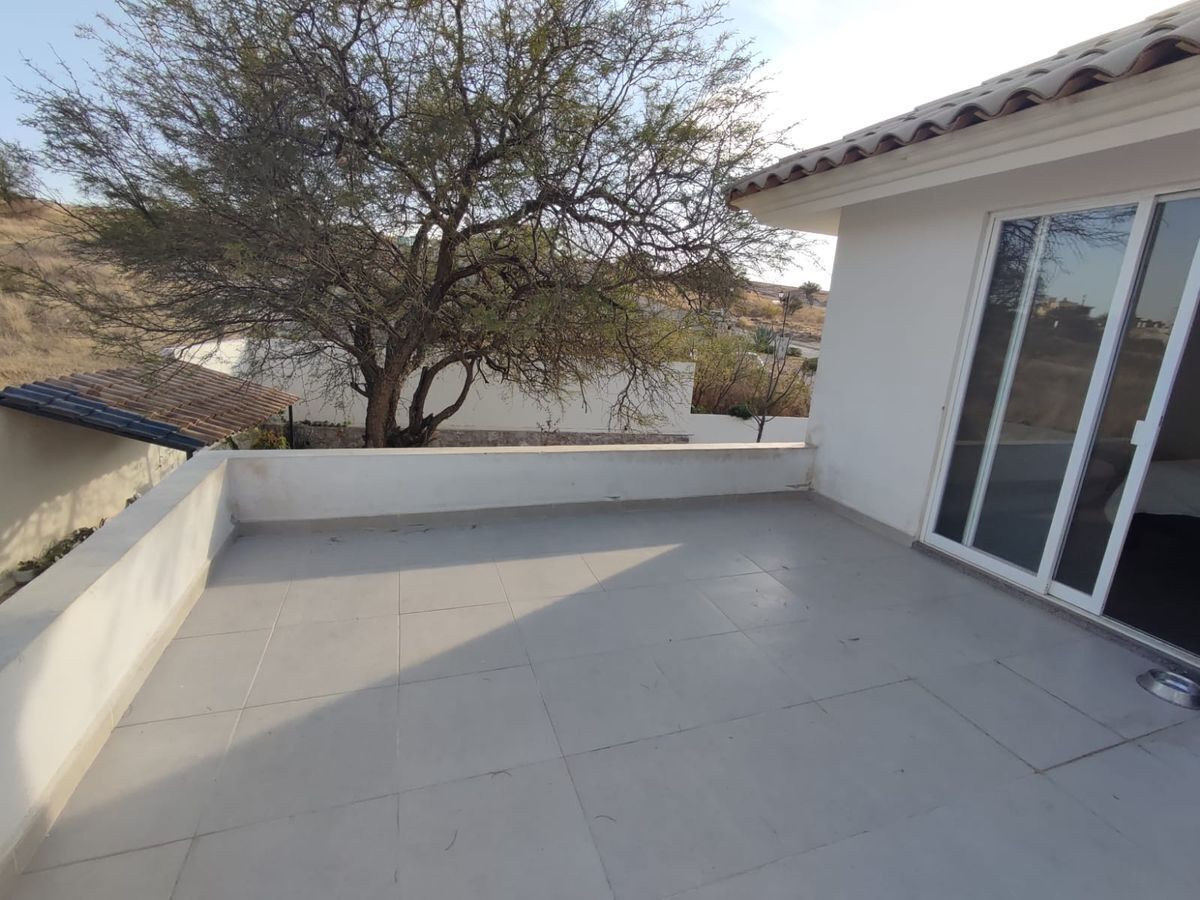 casa-en-venta-en-fraccionamiento-vista-caada23-26993