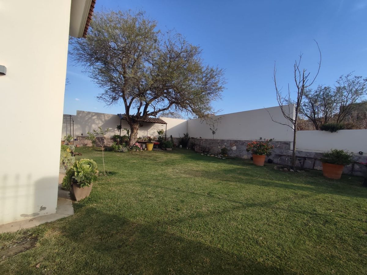 casa-en-venta-en-fraccionamiento-vista-caada32-26993