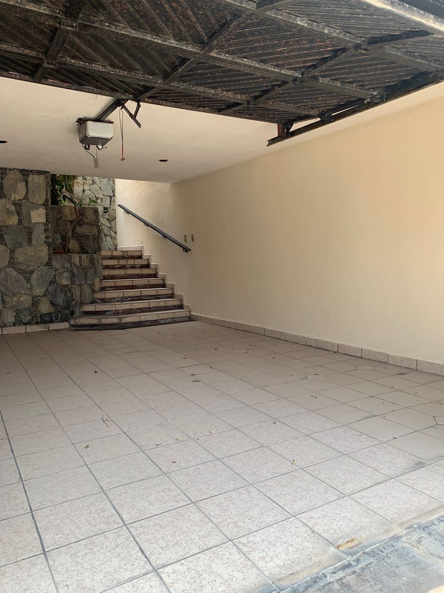 casa-en-venta-en-fuentes-del-valle-san-pedro-garza-garca-nuevo-len25-33689