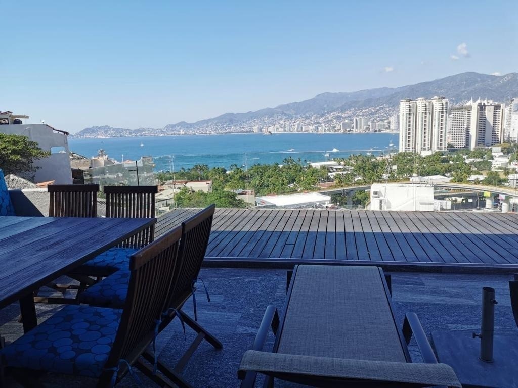 Casa en Venta en Joyas de Brisamar Acapulco de Juárez Gro.