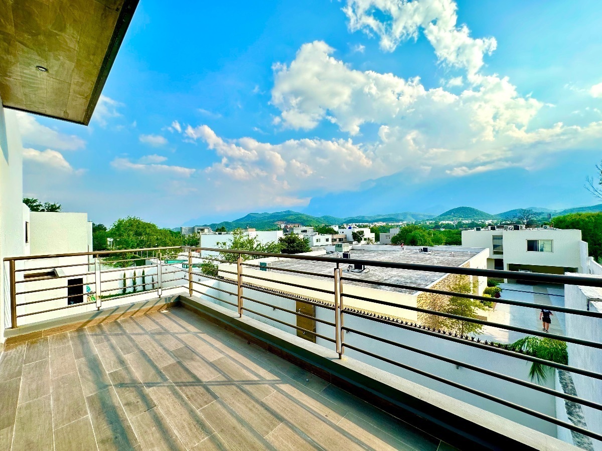 casa-en-venta-en-la-joya-residencial-carretera-nacional-monterrey-nl38-38477