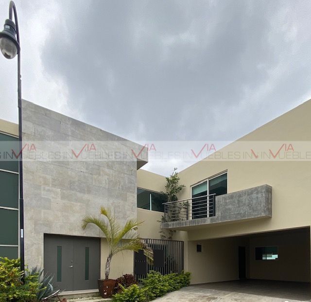 Casa En Venta En Lagos Del Vergel, Monterrey, Nuevo León