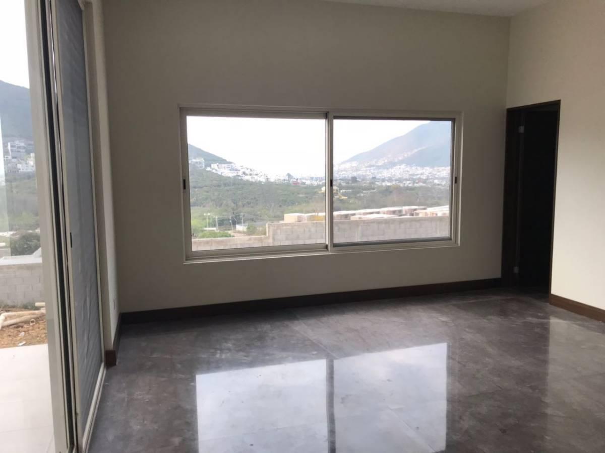 casa-en-venta-en-loma-bonita-carretera-nacional-monterrey-nl-recam-en-pb22-37364