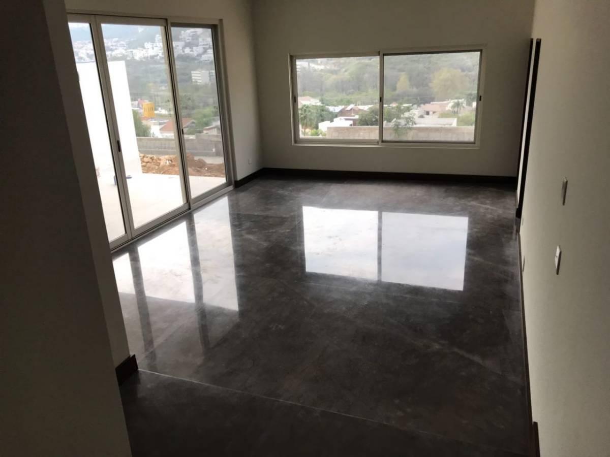 casa-en-venta-en-loma-bonita-carretera-nacional-monterrey-nl-recam-en-pb24-37363