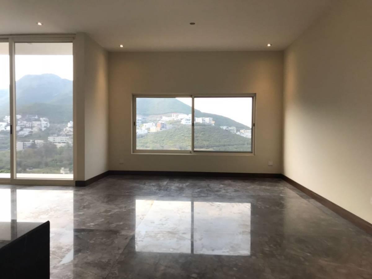 casa-en-venta-en-loma-bonita-carretera-nacional-monterrey-nl-recam-en-pb3-37363