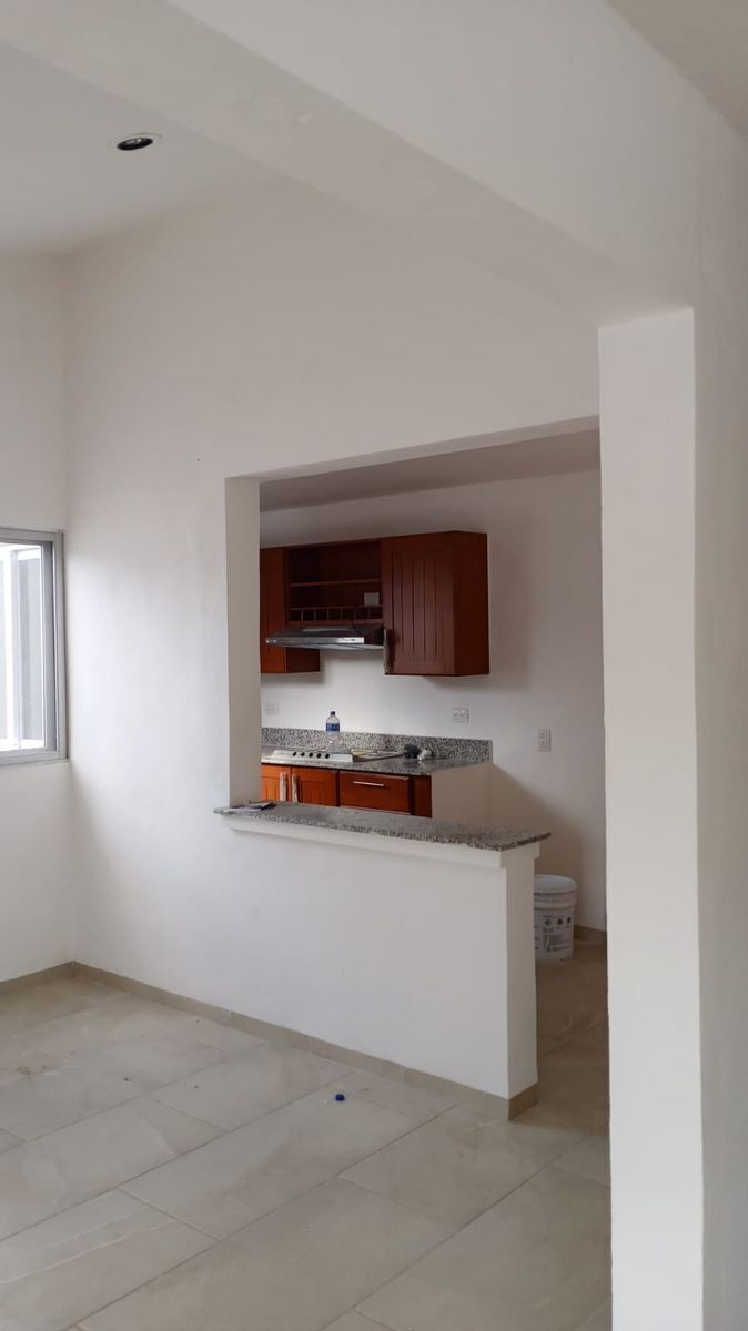 casa-en-venta-en-loma-bonita-xcumpich--zona-norte-de-la-ciudad-de-merida4-25746