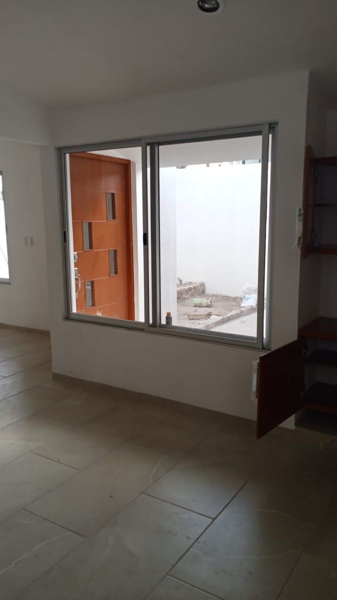 casa-en-venta-en-loma-bonita-xcumpich--zona-norte-de-la-ciudad-de-merida5-25746