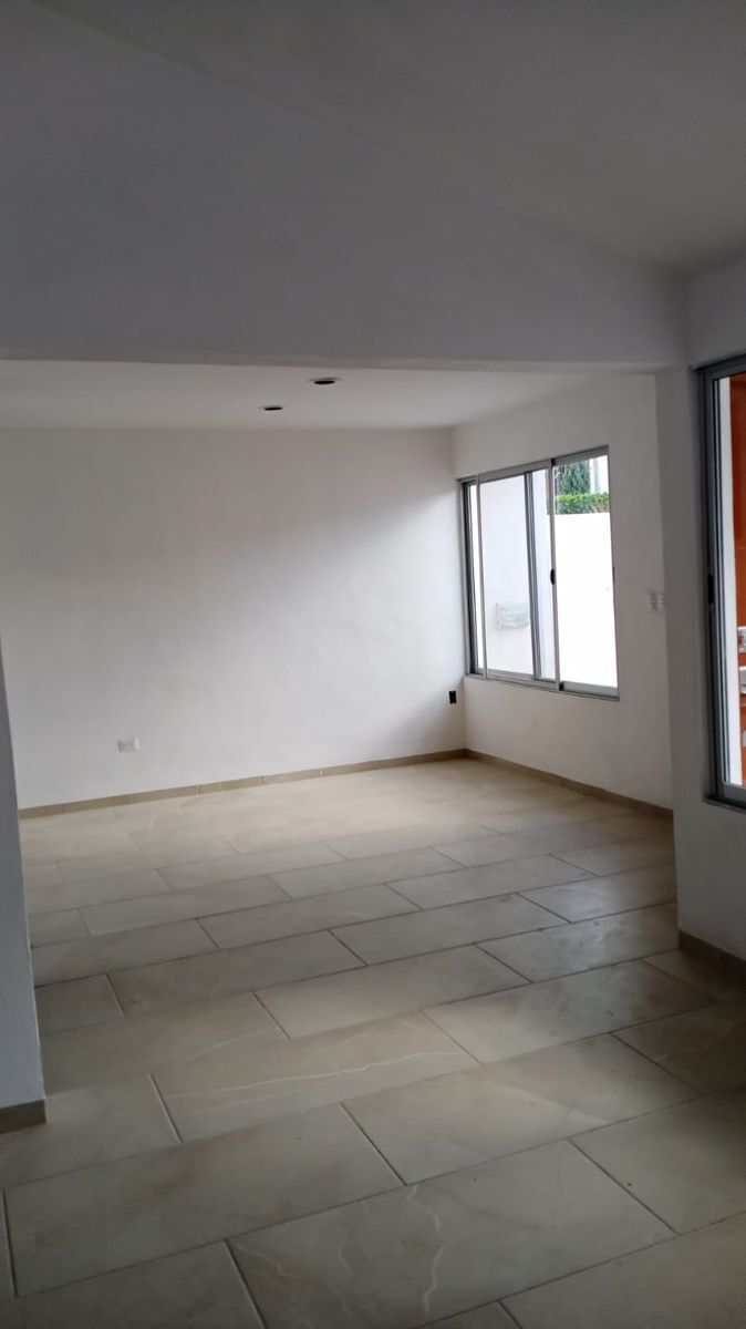 casa-en-venta-en-loma-bonita-xcumpich--zona-norte-de-la-ciudad-de-merida8-25746