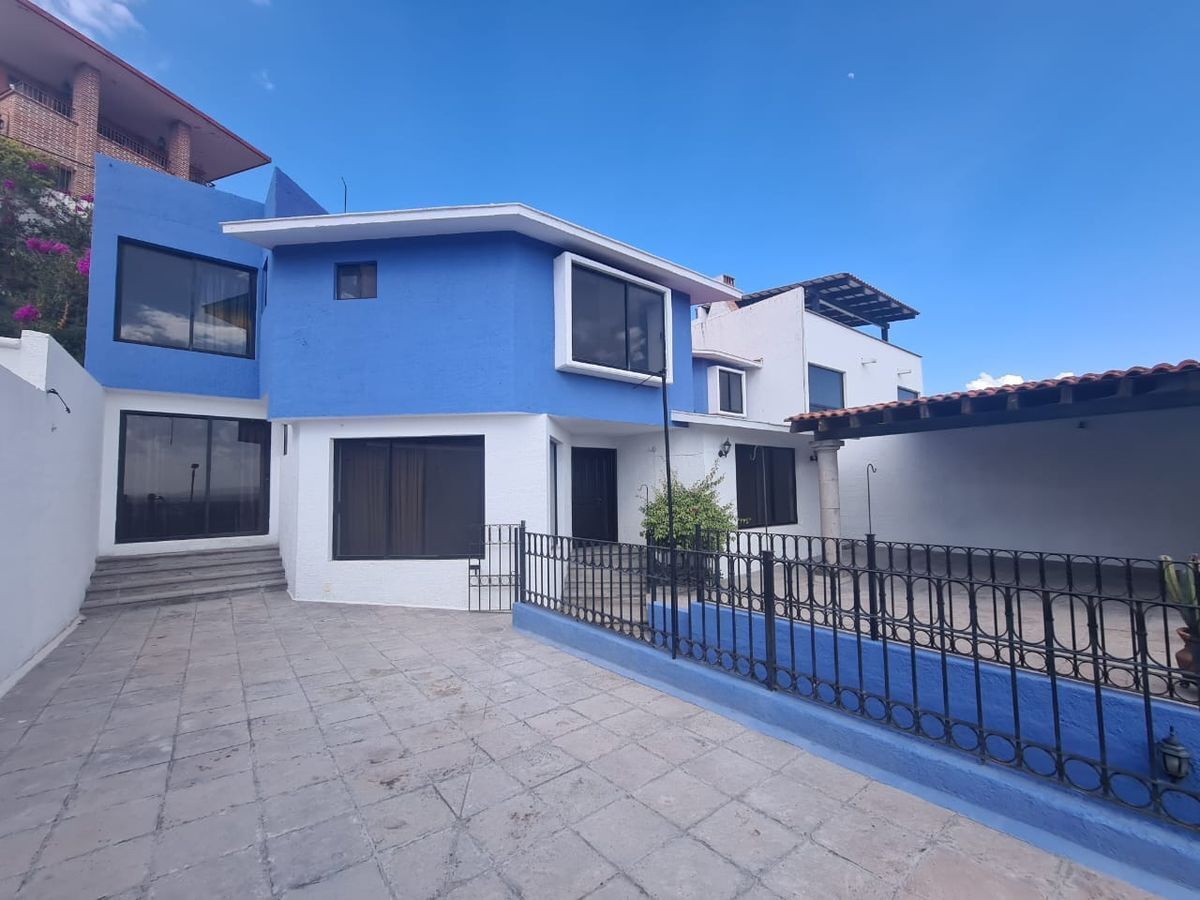 Casa en venta en Loma Dorada