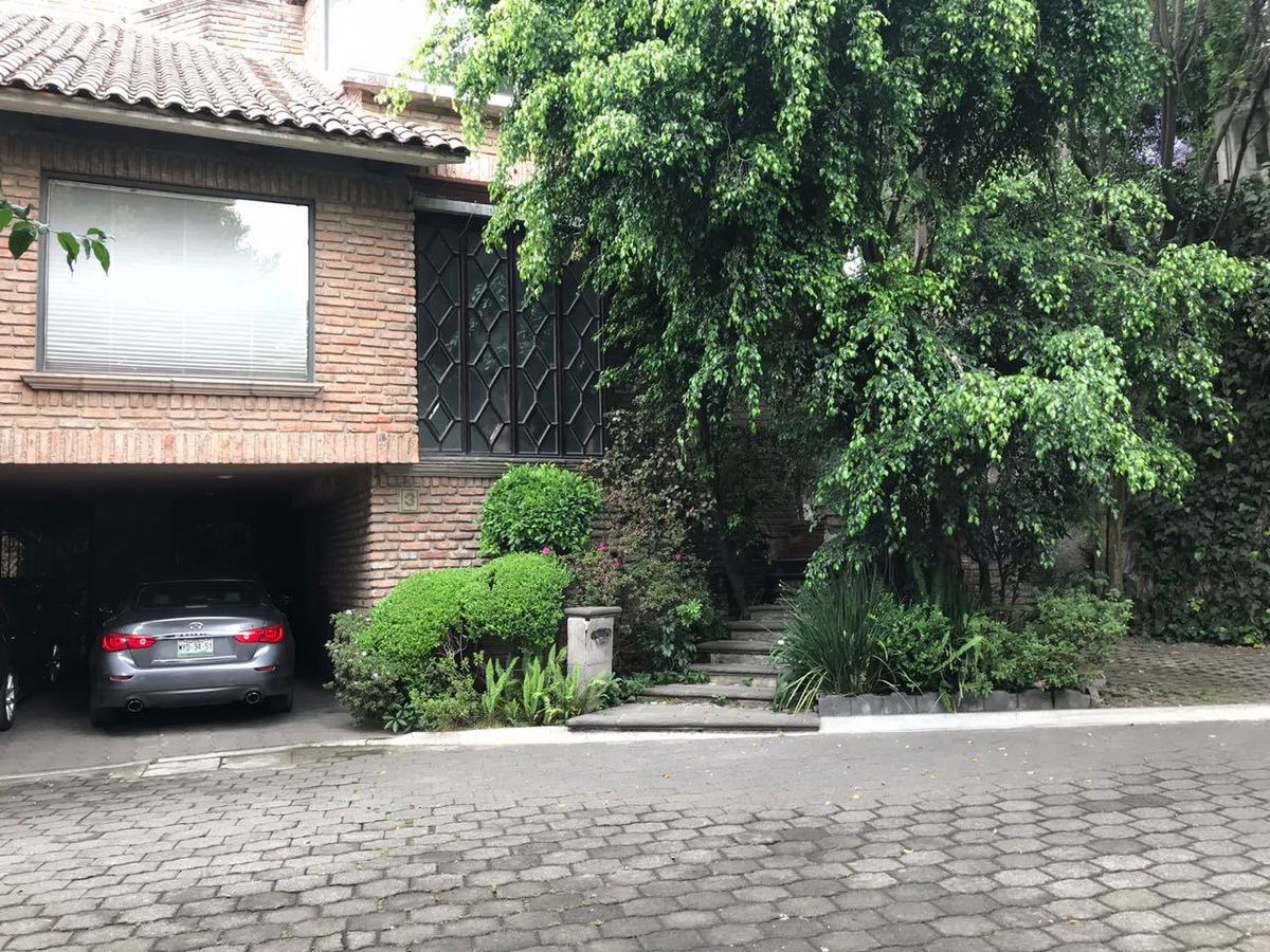 CASA EN VENTA EN LOMAS DE CHAPULTEPEC