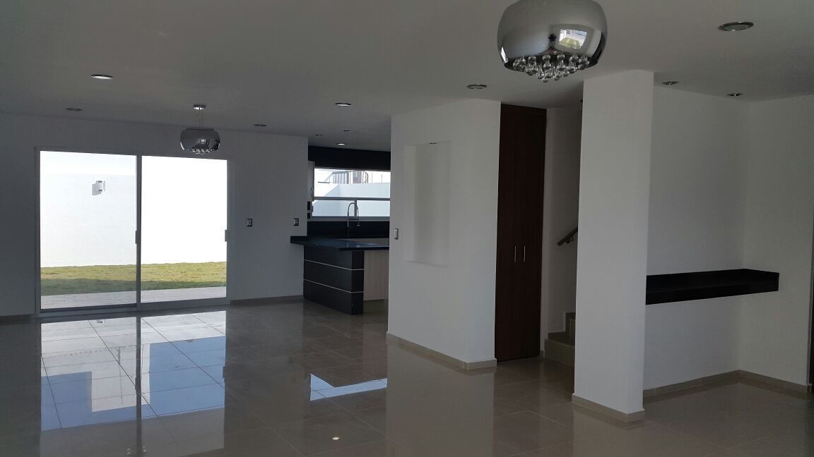 casa-en-venta-en-lomas-de-juriquilla9-17236