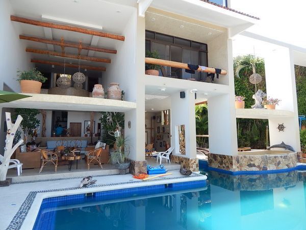 Casa en venta en Marina Brisas Acapulco.(1707)