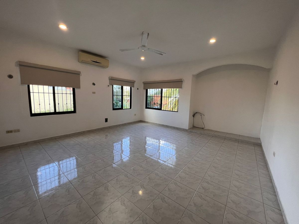 casa-en-venta-en-merida-de-3-rec-1-en-planta-baja-en-la-col--mexico-norte25-33162