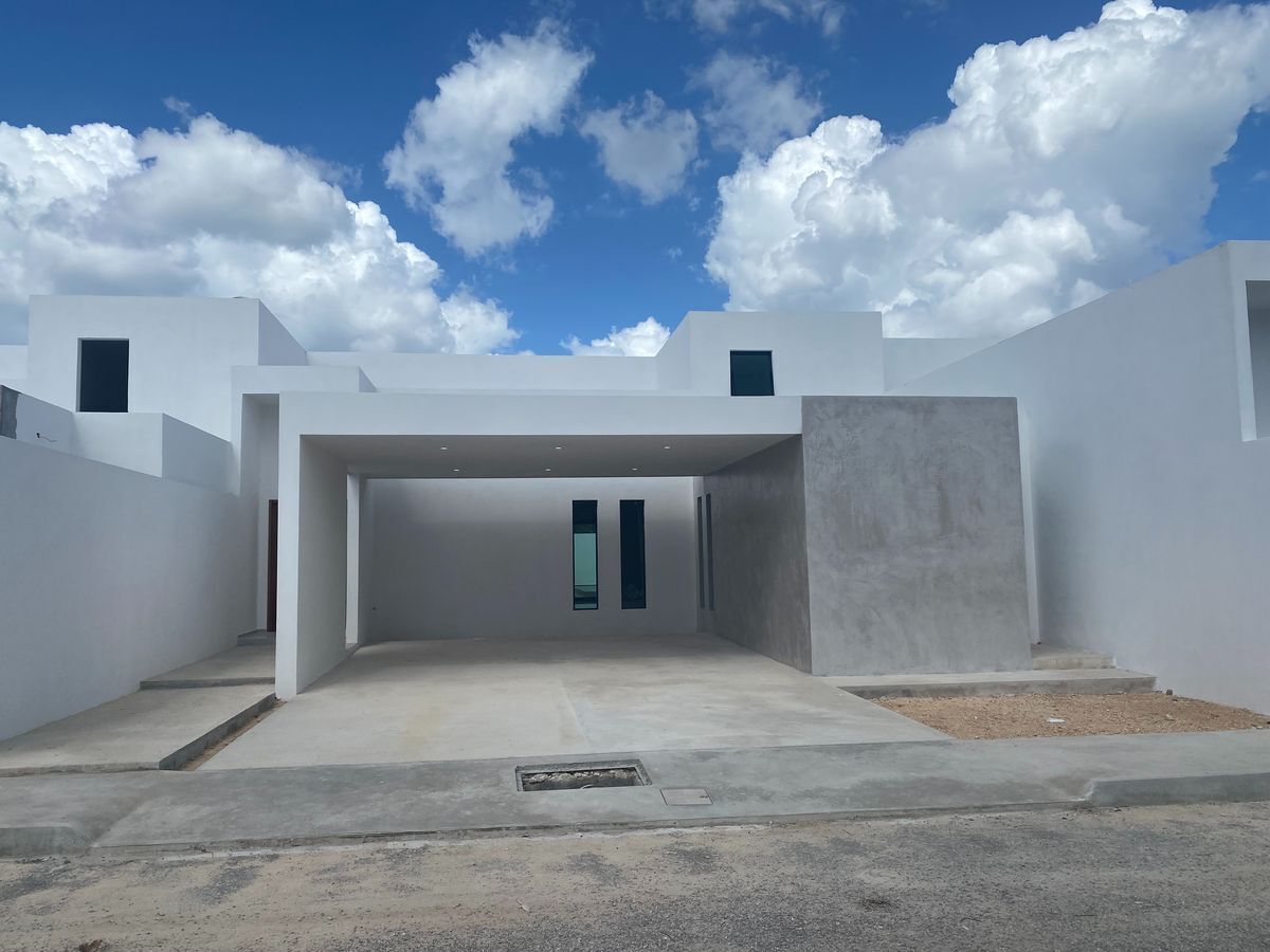 CASA EN VENTA EN MÉRIDA, DZITYA EN NUEVOS HORIZONTES, MODELO C, ABRIL 2023.