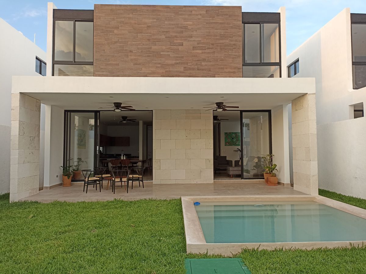 casa-en-venta-en-mrida-en-cholul1-25073