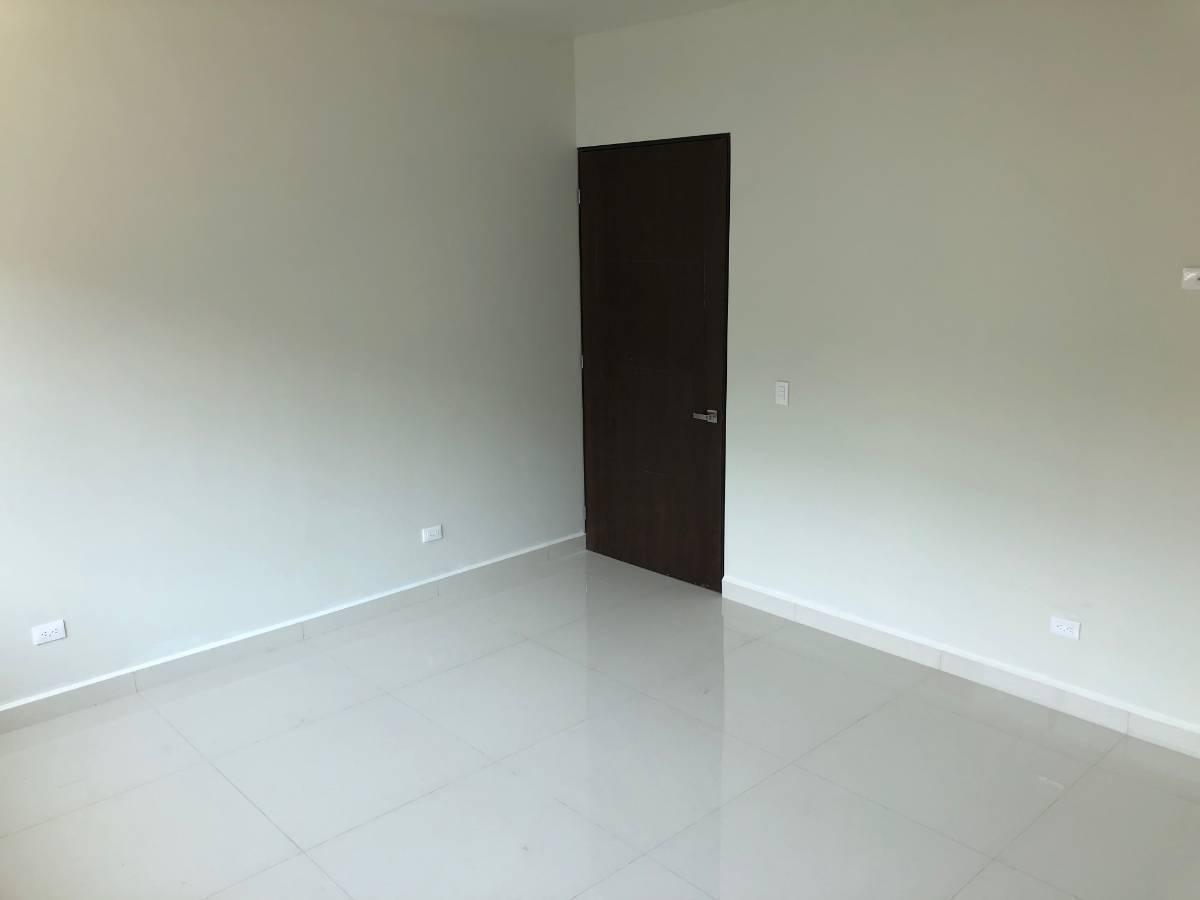 casa-en-venta-en-palmares-carretera-nacional-monterrey-nl-recamara-en-pb19-37355