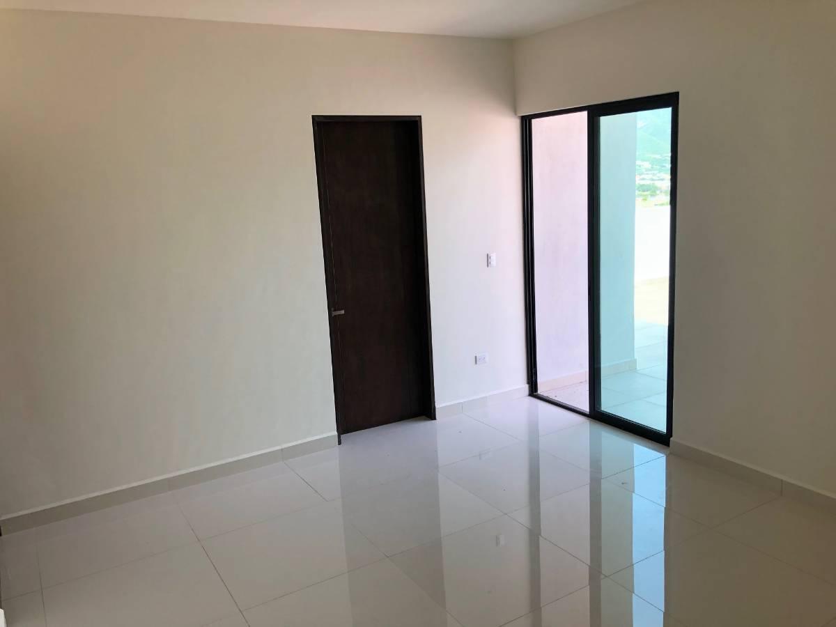 casa-en-venta-en-palmares-carretera-nacional-monterrey-nl-recamara-en-pb30-37355