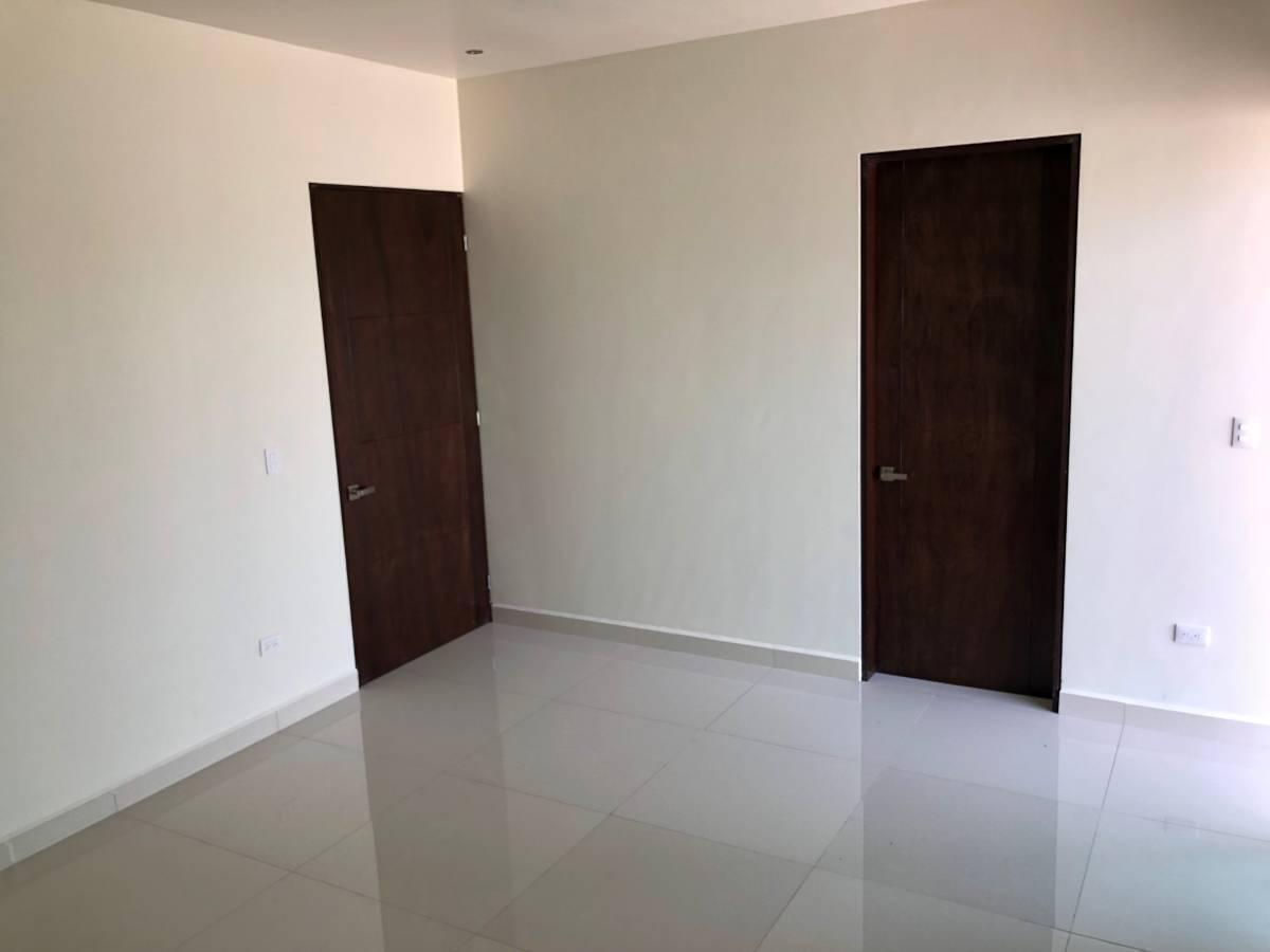 casa-en-venta-en-palmares-carretera-nacional-monterrey-nl-recamara-en-pb31-37355