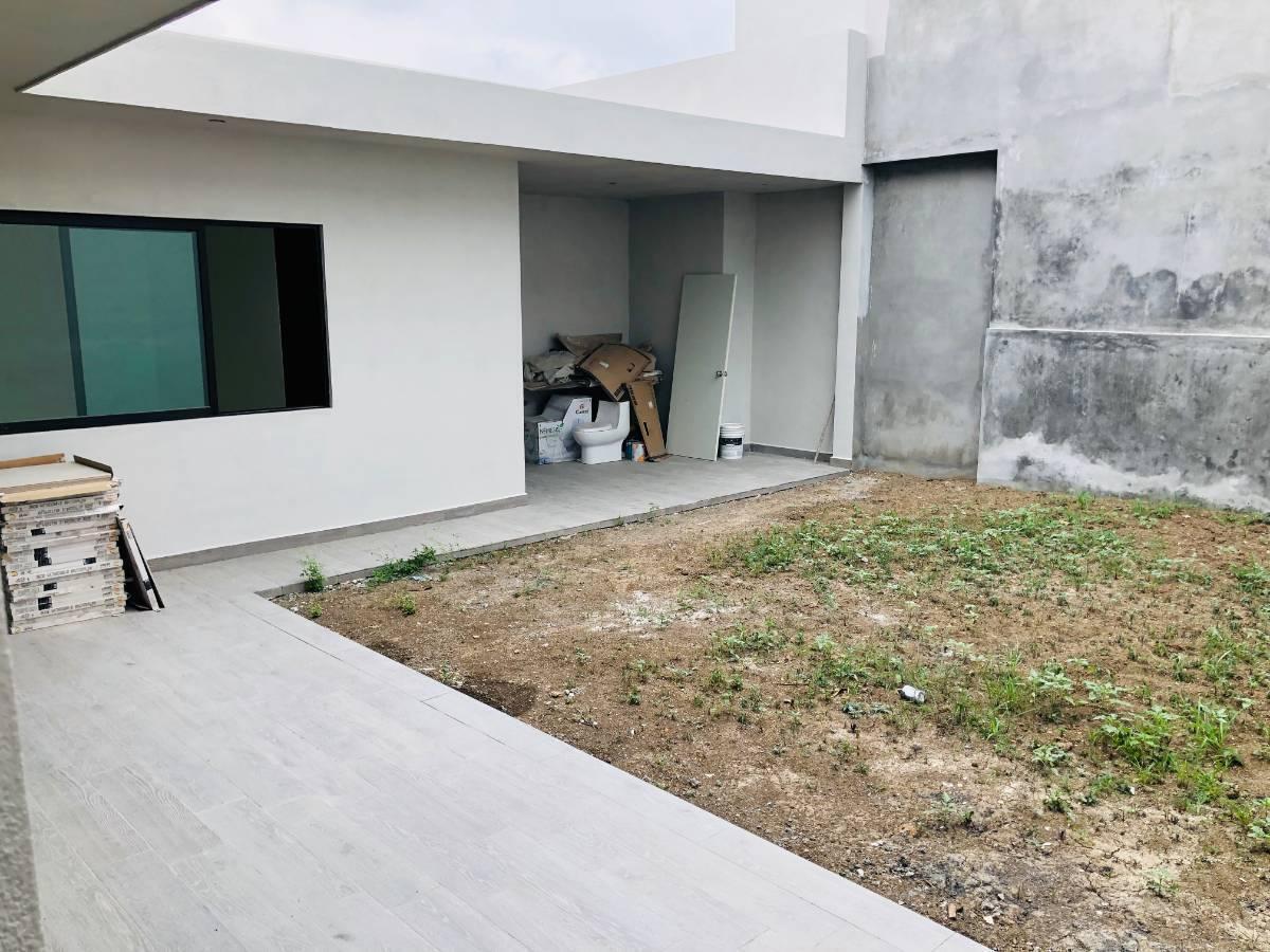 casa-en-venta-en-palmares-carretera-nacional-monterrey-nl-recamara-en-pb7-37355