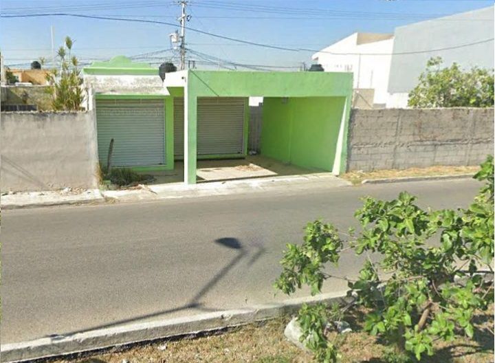 CASA EN VENTA EN PENSIONES ZONA PONIENTE, MERIDA, YUCATÁN  CCV216