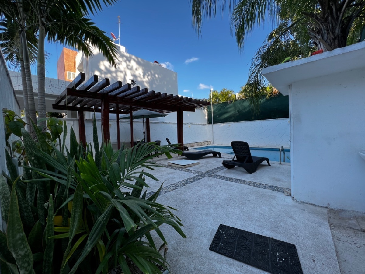 casa-en-venta-en-playa-del-carmen-en-los-olivos21-11337