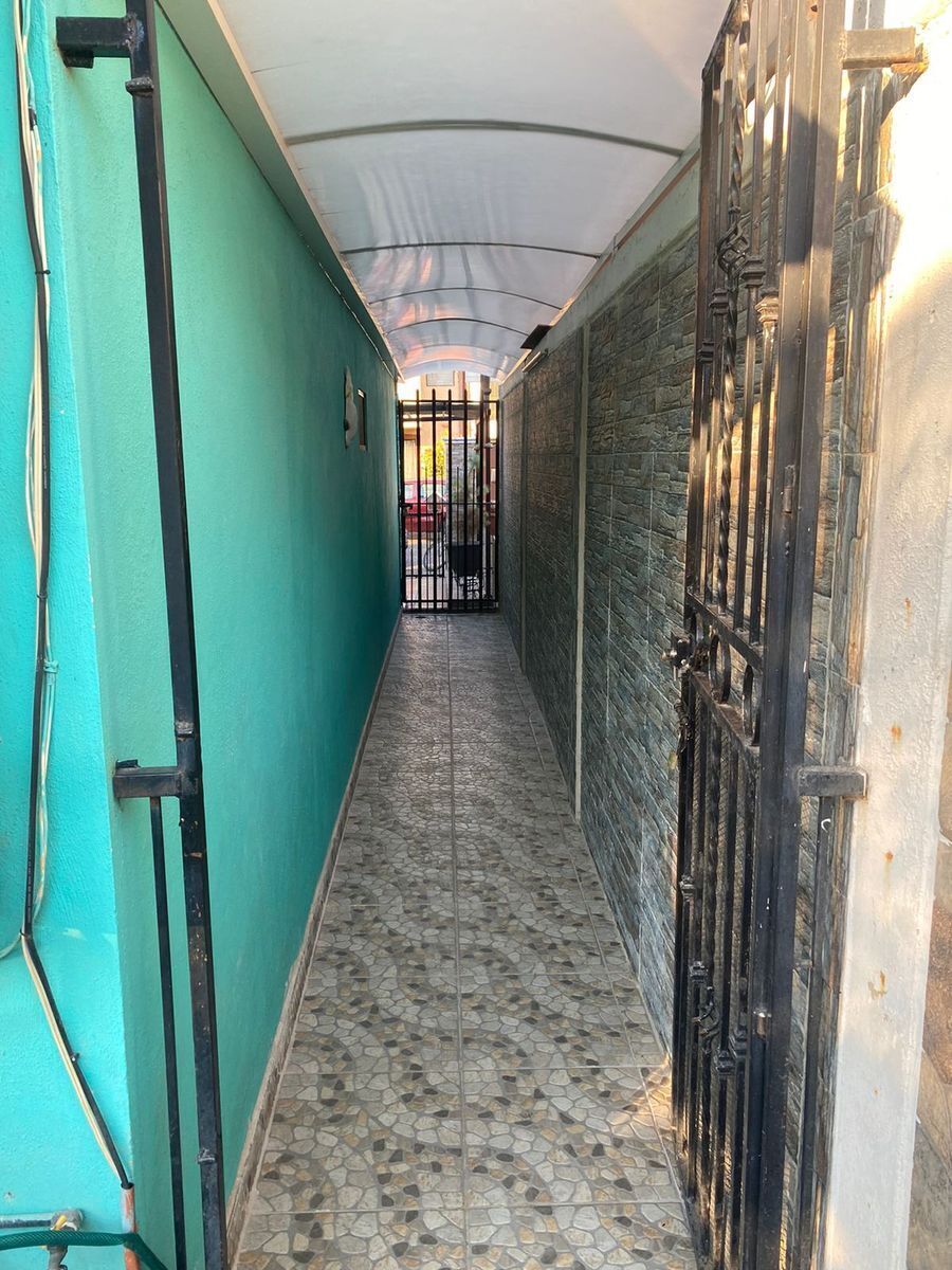 casa-en-venta-en-privada-muy-cerca-de-plaza-mayor-en-len-guanajuato7-30832