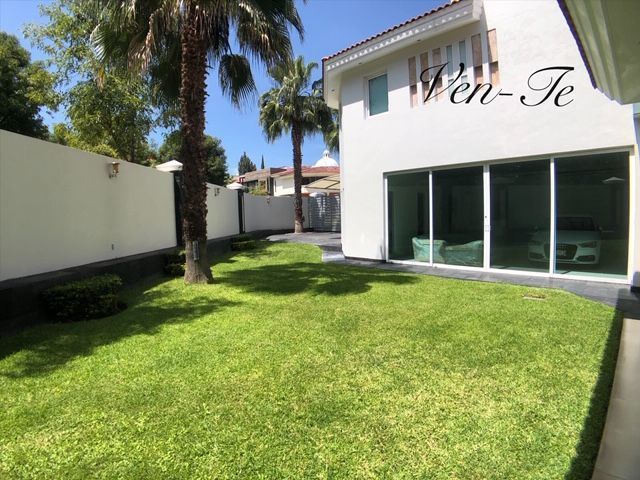 casa-en-venta-en-puerta-de-hierro9-37024