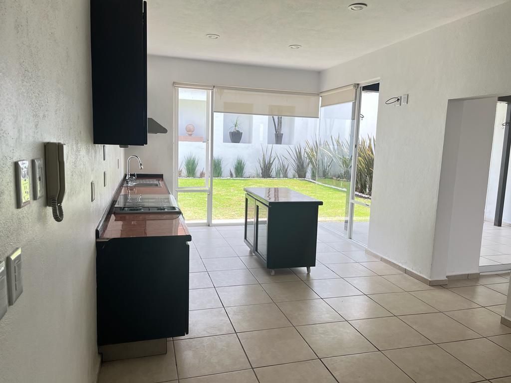 casa-en-venta-en-puerta-jurica-bosque-esmeralda5-29736