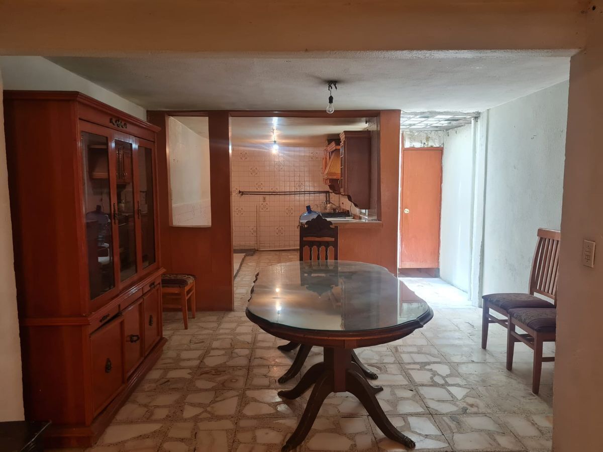 CASA EN VENTA EN REAL DEL MORAL, IZTAPALAPA. CALLE CERRADA