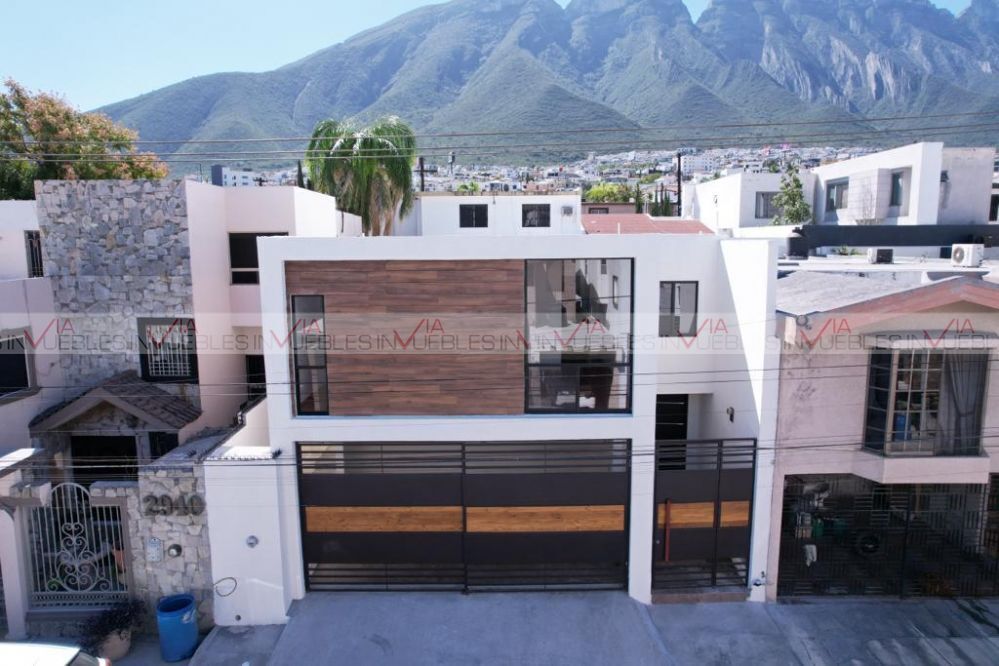 Casa En Venta En Residencial Cumbres, Monterrey, Nuevo León