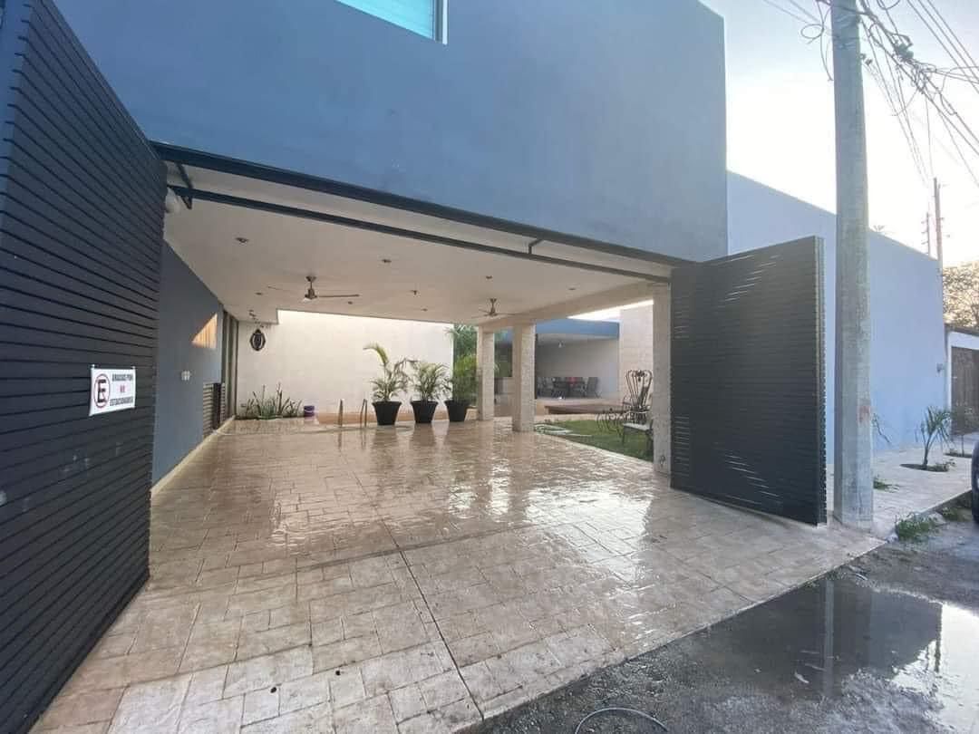 CASA EN VENTA EN RESIDENCIAL DEL NORTE, CHENKU, MERIDA, YUC. VCV296